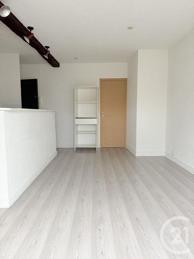Appartement F1 à vendre - 2 pièces - 32.69 m2 - DECIZE - 58 - BOURGOGNE - Century 21 Confluences