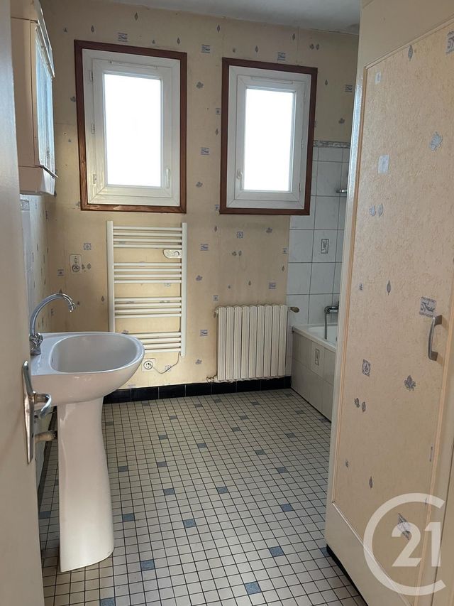 maison à vendre - 5 pièces - 88.44 m2 - CERCY LA TOUR - 58 - BOURGOGNE - Century 21 Confluences