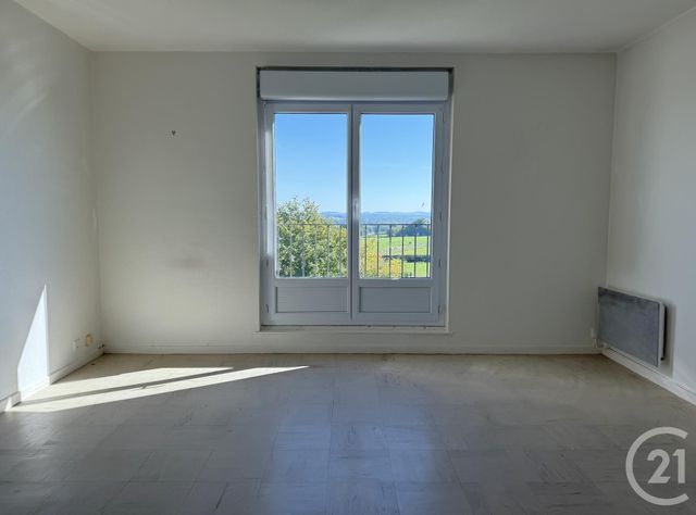 Appartement F2 à louer CERCY LA TOUR