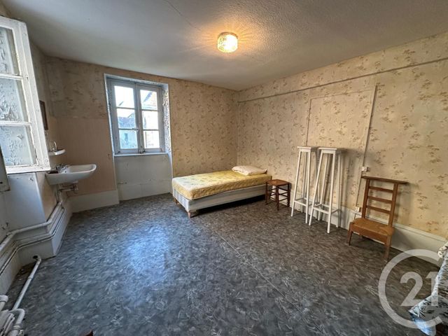 maison à vendre - 7 pièces - 151.5 m2 - ST HONORE LES BAINS - 58 - BOURGOGNE - Century 21 Confluences