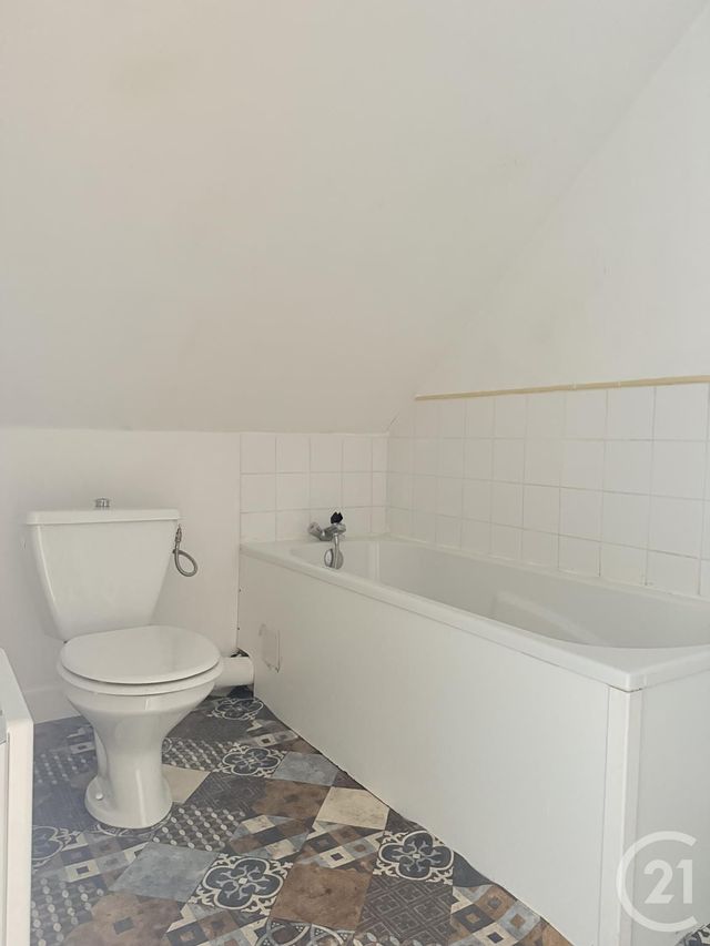 Appartement F2 à louer - 2 pièces - 32.69 m2 - DECIZE - 58 - BOURGOGNE - Century 21 Confluences