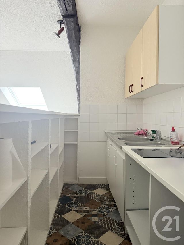 Appartement F2 à louer - 2 pièces - 32.69 m2 - DECIZE - 58 - BOURGOGNE - Century 21 Confluences