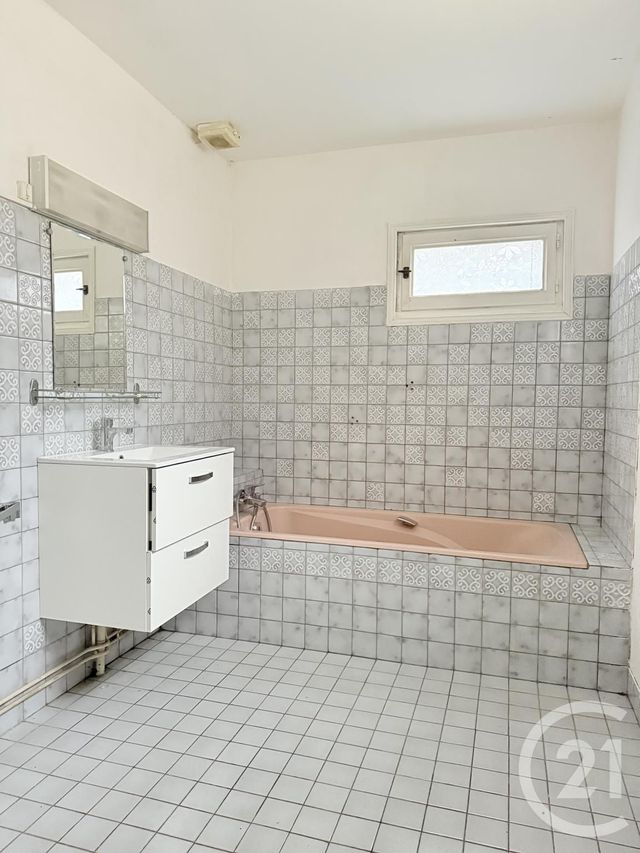 Appartement T4 à louer - 4 pièces - 60.8 m2 - LA MACHINE - 58 - BOURGOGNE - Century 21 Confluences