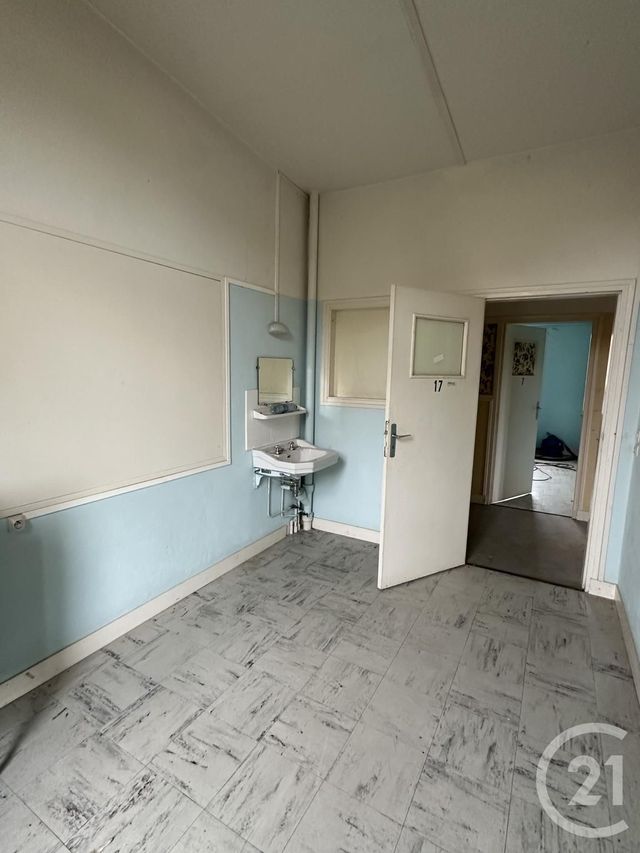 maison à vendre - 30 pièces - 500.0 m2 - ST HONORE LES BAINS - 58 - BOURGOGNE - Century 21 Confluences