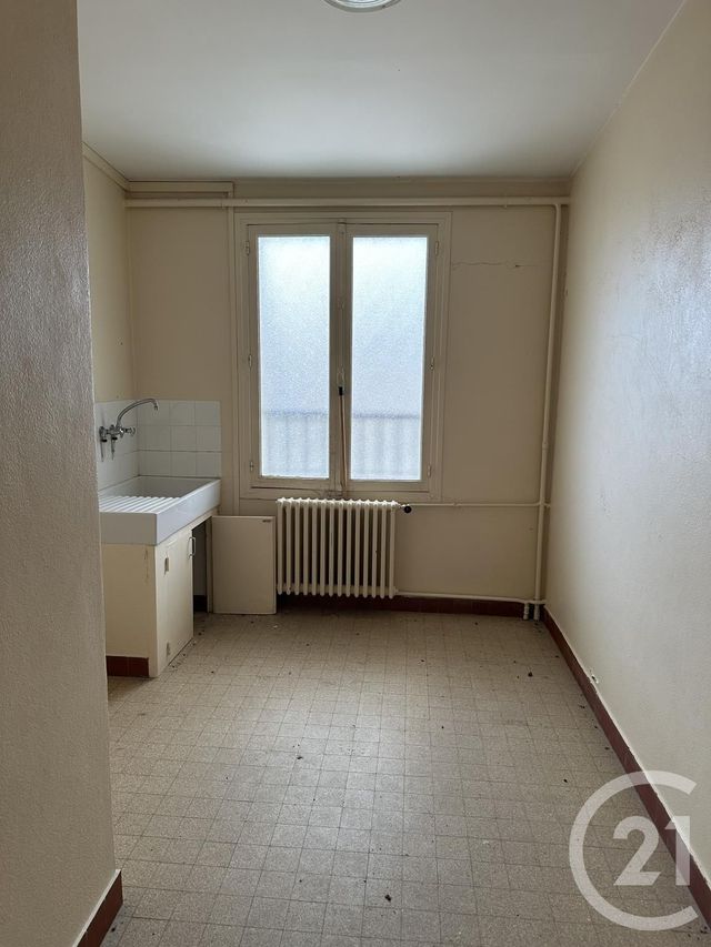 maison à vendre - 30 pièces - 500.0 m2 - ST HONORE LES BAINS - 58 - BOURGOGNE - Century 21 Confluences