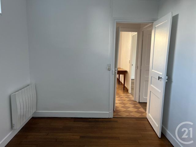 Appartement à louer - 3 pièces - 74.4 m2 - ST SAULGE - 58 - BOURGOGNE - Century 21 Confluences
