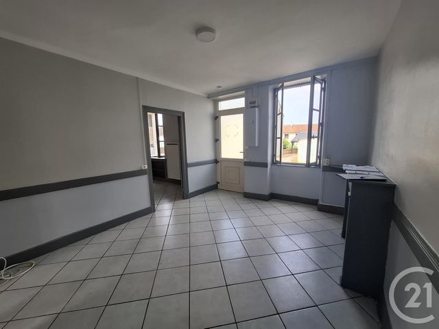 maison à louer - 3 pièces - 56.02 m2 - TROIS VEVRES - 58 - BOURGOGNE - Century 21 Confluences